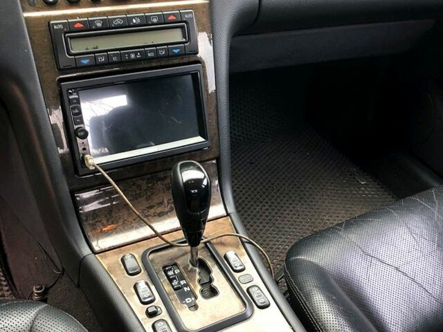 Серый Мерседес Е-Класс, объемом двигателя 4.3 л и пробегом 200 тыс. км за 4500 $, фото 6 на Automoto.ua