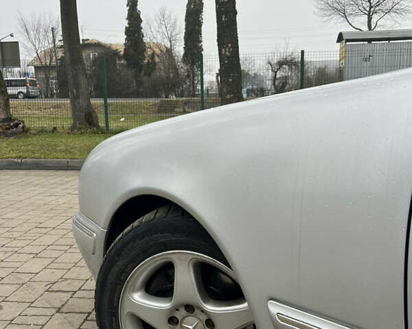 Серый Мерседес Е-Класс, объемом двигателя 3.2 л и пробегом 347 тыс. км за 4700 $, фото 3 на Automoto.ua