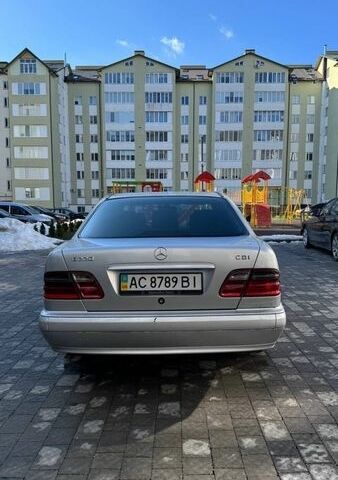 Сірий Мерседес Е-Клас, об'ємом двигуна 2.15 л та пробігом 311 тис. км за 3200 $, фото 6 на Automoto.ua