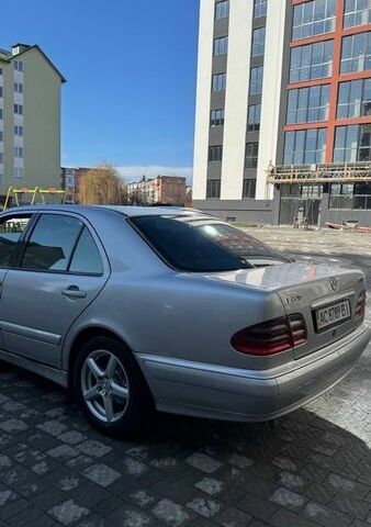 Сірий Мерседес Е-Клас, об'ємом двигуна 2.15 л та пробігом 311 тис. км за 3200 $, фото 5 на Automoto.ua