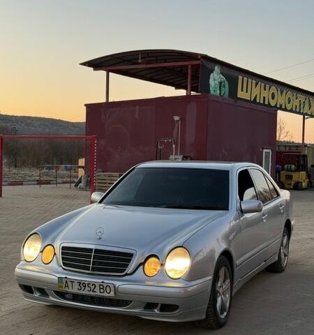 Серый Мерседес Е-Класс, объемом двигателя 2.69 л и пробегом 350 тыс. км за 3900 $, фото 2 на Automoto.ua