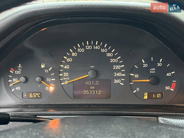 Серый Мерседес Е-Класс, объемом двигателя 2.69 л и пробегом 353 тыс. км за 3750 $, фото 27 на Automoto.ua