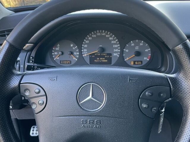 Сірий Мерседес Е-Клас, об'ємом двигуна 3.2 л та пробігом 363 тис. км за 6600 $, фото 9 на Automoto.ua