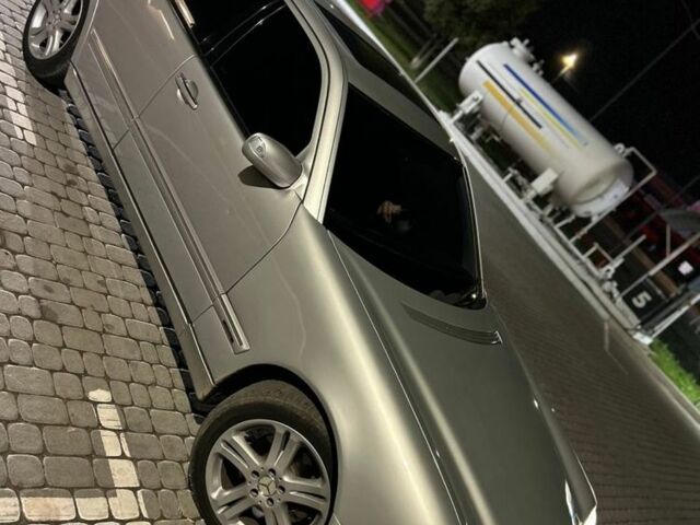 Сірий Мерседес Е-Клас, об'ємом двигуна 3.2 л та пробігом 363 тис. км за 6600 $, фото 5 на Automoto.ua