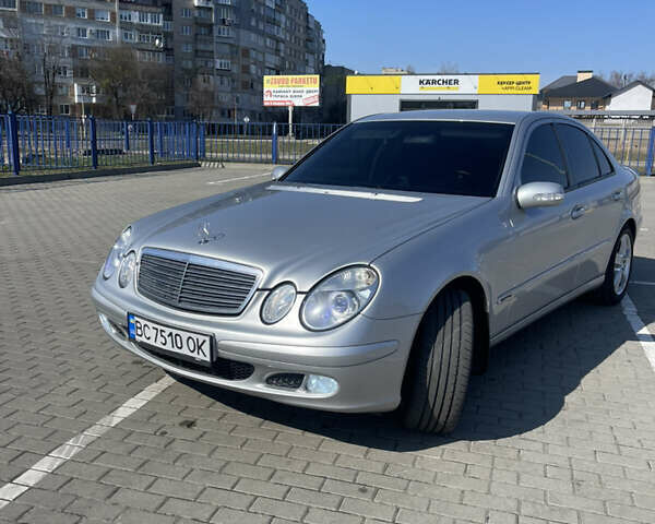 Сірий Мерседес Е-Клас, об'ємом двигуна 2.6 л та пробігом 176 тис. км за 6900 $, фото 2 на Automoto.ua