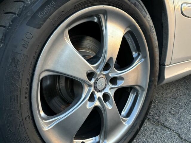 Сірий Мерседес Е-Клас, об'ємом двигуна 5 л та пробігом 280 тис. км за 6499 $, фото 15 на Automoto.ua