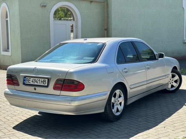 Серый Мерседес Е-Класс, объемом двигателя 2.7 л и пробегом 34 тыс. км за 3000 $, фото 13 на Automoto.ua