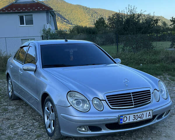 Сірий Мерседес Е-Клас, об'ємом двигуна 2.2 л та пробігом 380 тис. км за 4950 $, фото 3 на Automoto.ua