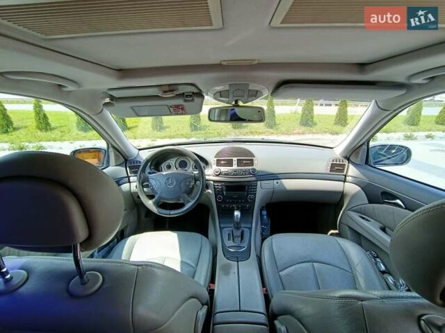 Сірий Мерседес Е-Клас, об'ємом двигуна 2.7 л та пробігом 310 тис. км за 6800 $, фото 1 на Automoto.ua