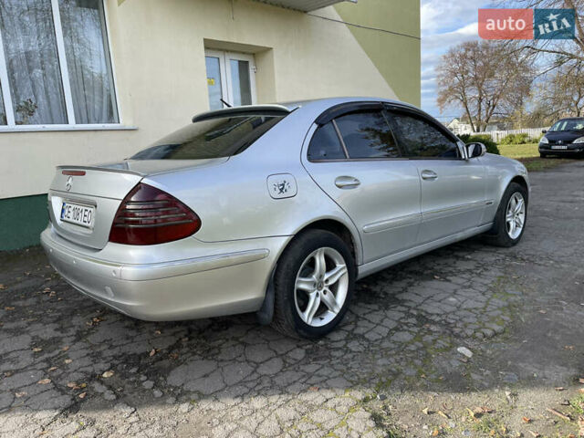 Мерседес Е-Класс 2002 в Остоге на Automoto.ua Серый Мерседес Е-Класс, объемом двигателя 2.15 л и пробегом 377 тыс. км за 4750 $, фото 10 на Automoto.ua