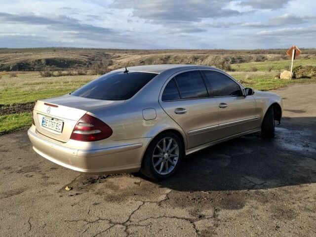 Серый Мерседес Е-Класс, объемом двигателя 2.7 л и пробегом 266 тыс. км за 7500 $, фото 4 на Automoto.ua