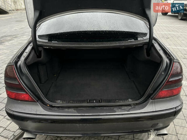 Серый Мерседес Е-Класс, объемом двигателя 1.8 л и пробегом 400 тыс. км за 6300 $, фото 18 на Automoto.ua