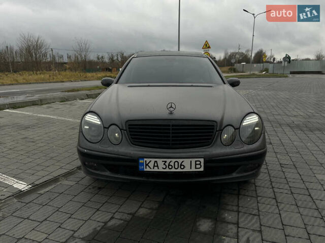 Серый Мерседес Е-Класс, объемом двигателя 1.8 л и пробегом 400 тыс. км за 6300 $, фото 4 на Automoto.ua