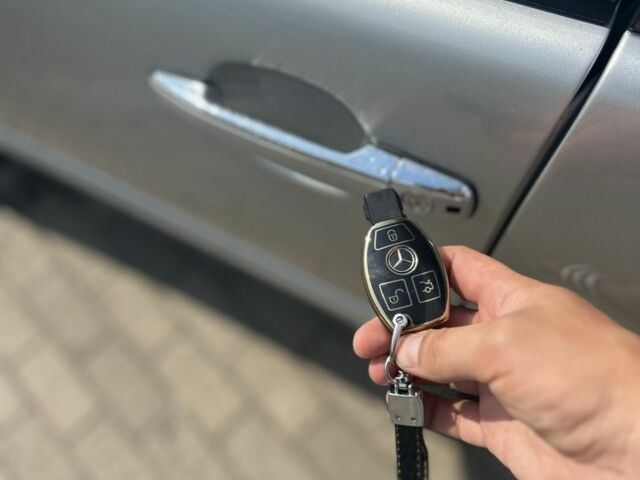 Серый Мерседес Е-Класс, объемом двигателя 2.7 л и пробегом 34 тыс. км за 3000 $, фото 10 на Automoto.ua