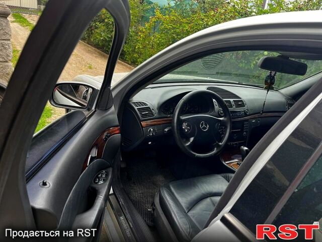 Мерседес Е-Клас 2002 у Вінниці на Automoto.ua Сірий Мерседес Е-Клас, об'ємом двигуна 3.2 л та пробігом 0 тис. км за 5300 $, фото 3 на Automoto.ua