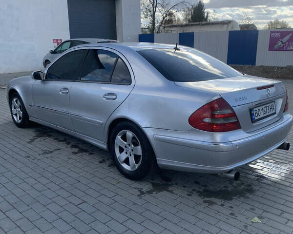 Серый Мерседес Е-Класс, объемом двигателя 2.4 л и пробегом 320 тыс. км за 5300 $, фото 4 на Automoto.ua