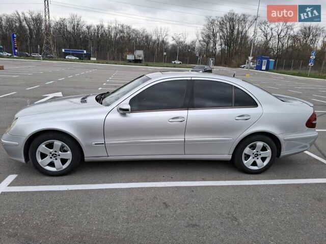 Серый Мерседес Е-Класс, объемом двигателя 2.69 л и пробегом 405 тыс. км за 6500 $, фото 1 на Automoto.ua