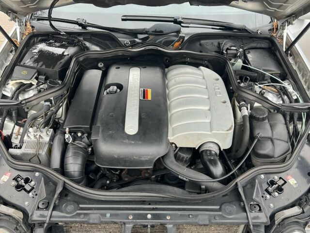 Серый Мерседес Е-Класс, объемом двигателя 2.7 л и пробегом 530 тыс. км за 3350 $, фото 7 на Automoto.ua