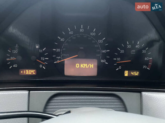 Серый Мерседес Е-Класс, объемом двигателя 3.2 л и пробегом 490 тыс. км за 4099 $, фото 15 на Automoto.ua