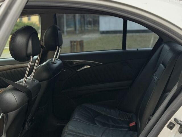 Сірий Мерседес Е-Клас, об'ємом двигуна 2.7 л та пробігом 335 тис. км за 4750 $, фото 20 на Automoto.ua