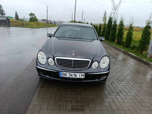 Сірий Мерседес Е-Клас, об'ємом двигуна 2.7 л та пробігом 350 тис. км за 5800 $, фото 2 на Automoto.ua
