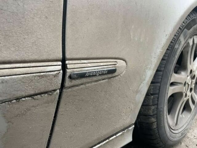 Серый Мерседес Е-Класс, объемом двигателя 2.7 л и пробегом 308 тыс. км за 4100 $, фото 15 на Automoto.ua