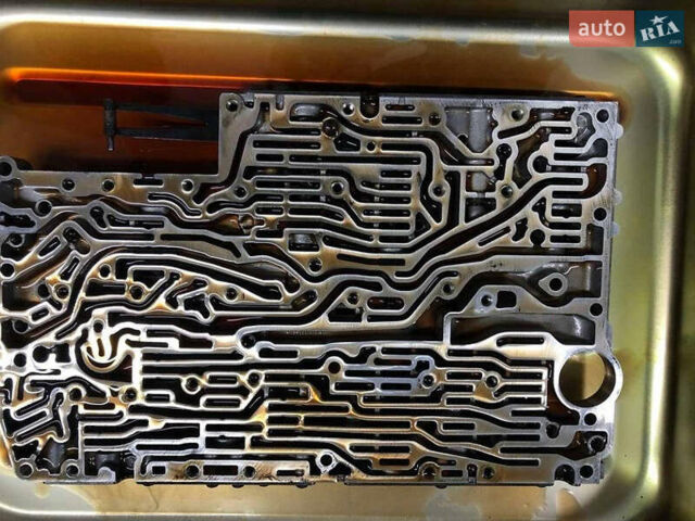 Серый Мерседес Е-Класс, объемом двигателя 2 л и пробегом 408 тыс. км за 5500 $, фото 13 на Automoto.ua