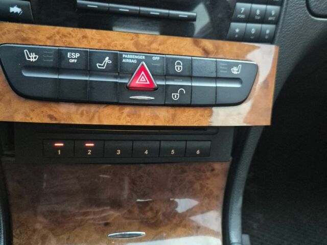 Серый Мерседес Е-Класс, объемом двигателя 2.7 л и пробегом 371 тыс. км за 6999 $, фото 14 на Automoto.ua