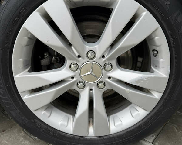 Серый Мерседес Е-Класс, объемом двигателя 2.15 л и пробегом 385 тыс. км за 6750 $, фото 10 на Automoto.ua