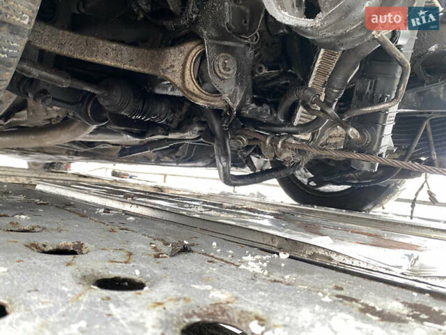 Сірий Мерседес Е-Клас, об'ємом двигуна 2.15 л та пробігом 300 тис. км за 2800 $, фото 11 на Automoto.ua