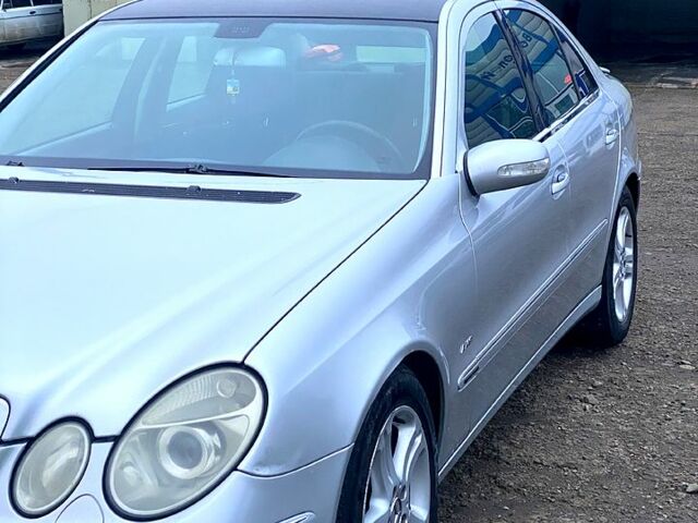 Сірий Мерседес Е-Клас, об'ємом двигуна 2.7 л та пробігом 460 тис. км за 5700 $, фото 1 на Automoto.ua