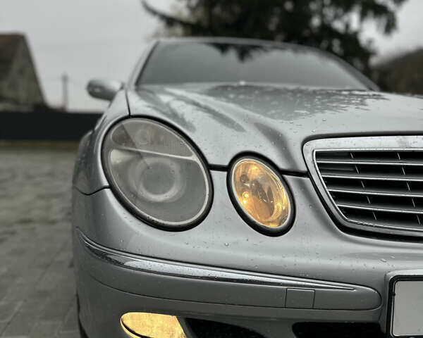 Серый Мерседес Е-Класс, объемом двигателя 2.69 л и пробегом 270 тыс. км за 5950 $, фото 12 на Automoto.ua