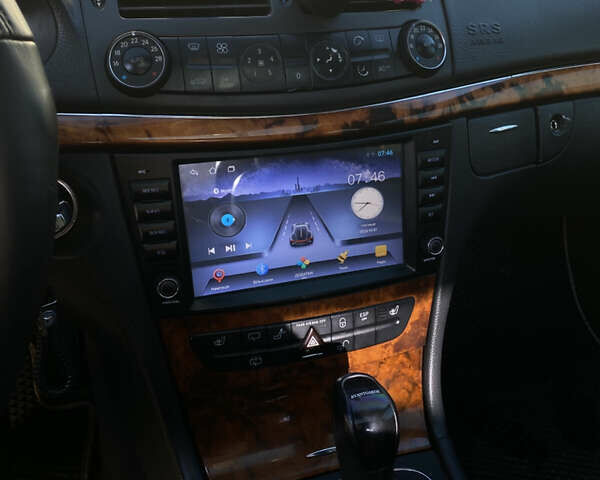 Мерседес Е-Клас 2002 у Тернополі на Automoto.ua Сірий Мерседес Е-Клас, об'ємом двигуна 2.6 л та пробігом 353 тис. км за 5450 $, фото 29 на Automoto.ua