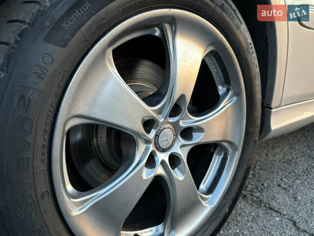 Серый Мерседес Е-Класс, объемом двигателя 5 л и пробегом 280 тыс. км за 6499 $, фото 15 на Automoto.ua