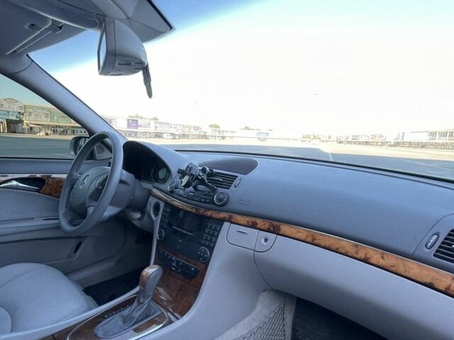 Сірий Мерседес Е-Клас, об'ємом двигуна 2.1 л та пробігом 340 тис. км за 6500 $, фото 22 на Automoto.ua