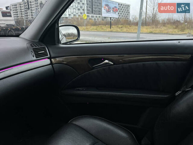Серый Мерседес Е-Класс, объемом двигателя 1.8 л и пробегом 400 тыс. км за 6300 $, фото 21 на Automoto.ua