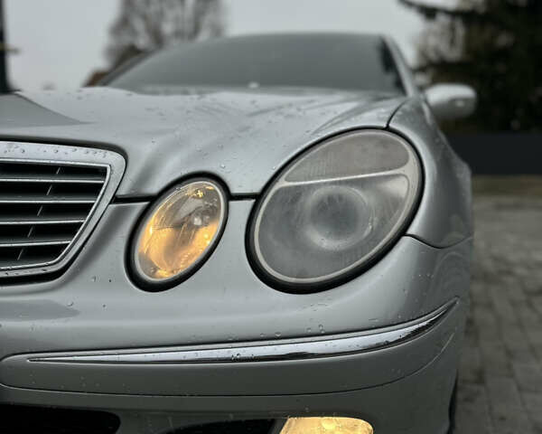 Серый Мерседес Е-Класс, объемом двигателя 2.69 л и пробегом 270 тыс. км за 5950 $, фото 13 на Automoto.ua