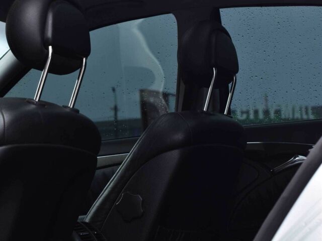 Сірий Мерседес Е-Клас, об'ємом двигуна 5 л та пробігом 284 тис. км за 6450 $, фото 19 на Automoto.ua