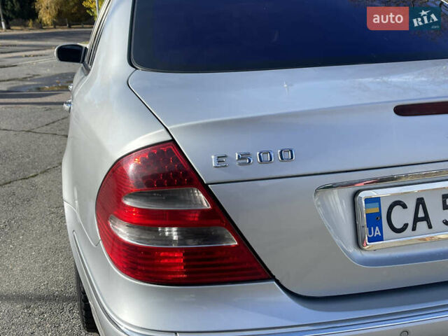 Мерседес Е-Клас 2002 у Золотоноше на Automoto.ua Сірий Мерседес Е-Клас, об'ємом двигуна 4.97 л та пробігом 300 тис. км за 4100 $, фото 5 на Automoto.ua