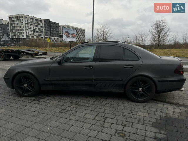 Серый Мерседес Е-Класс, объемом двигателя 1.8 л и пробегом 400 тыс. км за 6300 $, фото 8 на Automoto.ua