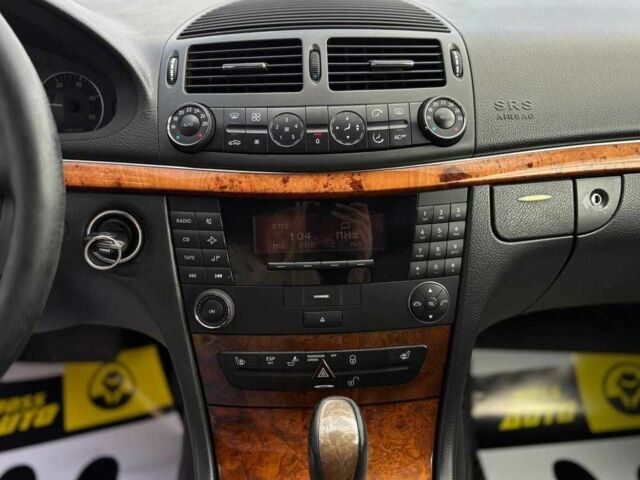 Серый Мерседес Е-Класс, объемом двигателя 2.7 л и пробегом 319 тыс. км за 6750 $, фото 9 на Automoto.ua