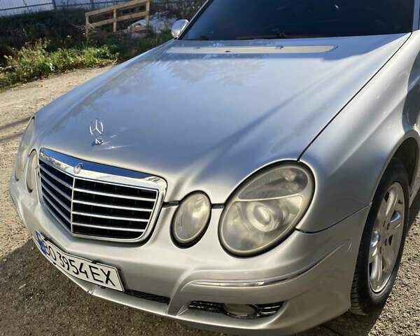 Мерседес Е-Клас 2002 у Тернополі на Automoto.ua Сірий Мерседес Е-Клас, об'ємом двигуна 2.6 л та пробігом 353 тис. км за 5450 $, фото 10 на Automoto.ua