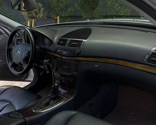 Сірий Мерседес Е-Клас, об'ємом двигуна 2.69 л та пробігом 480 тис. км за 6299 $, фото 1 на Automoto.ua
