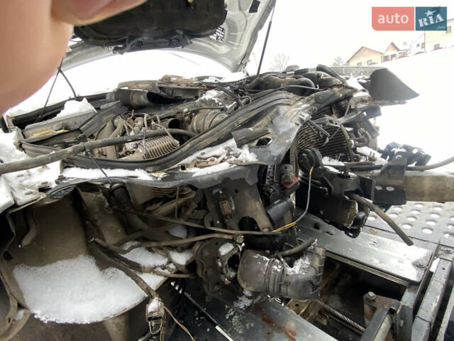 Сірий Мерседес Е-Клас, об'ємом двигуна 2.15 л та пробігом 300 тис. км за 2800 $, фото 7 на Automoto.ua