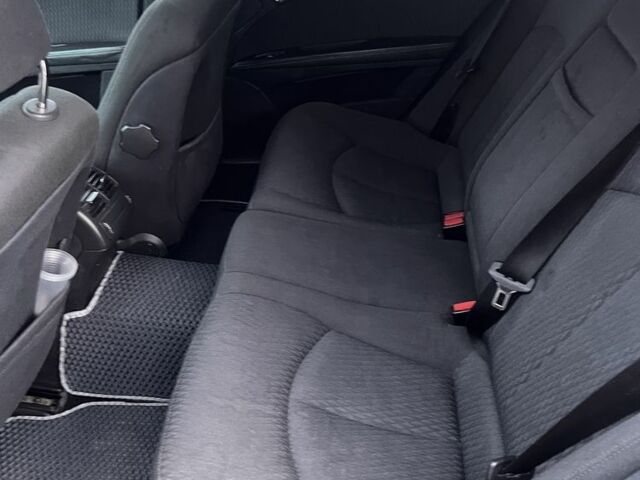 Мерседес Е-Клас 2002 у Черкасах на Automoto.ua Сірий Мерседес Е-Клас, об'ємом двигуна 2.7 л та пробігом 310 тис. км за 6700 $, фото 5 на Automoto.ua