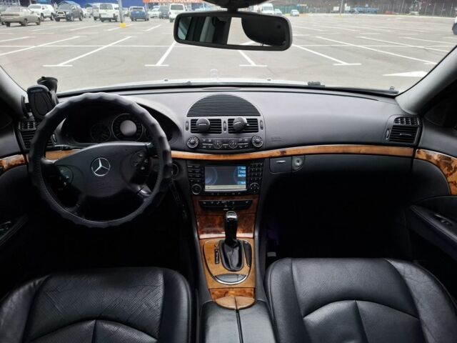 Серый Мерседес Е-Класс, объемом двигателя 2.7 л и пробегом 405 тыс. км за 6500 $, фото 4 на Automoto.ua