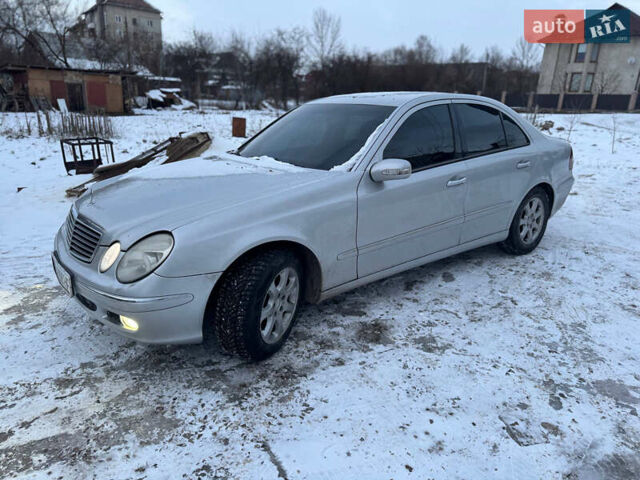 Серый Мерседес Е-Класс, объемом двигателя 2.69 л и пробегом 390 тыс. км за 5700 $, фото 2 на Automoto.ua