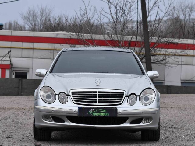 Сірий Мерседес Е-Клас, об'ємом двигуна 5 л та пробігом 284 тис. км за 6450 $, фото 5 на Automoto.ua