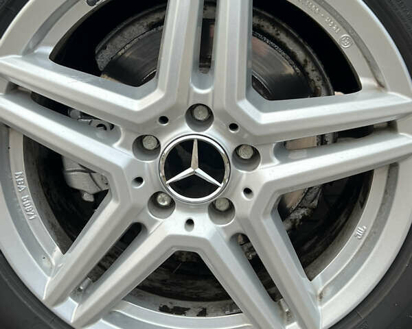 Серый Мерседес Е-Класс, объемом двигателя 2.69 л и пробегом 374 тыс. км за 5899 $, фото 8 на Automoto.ua