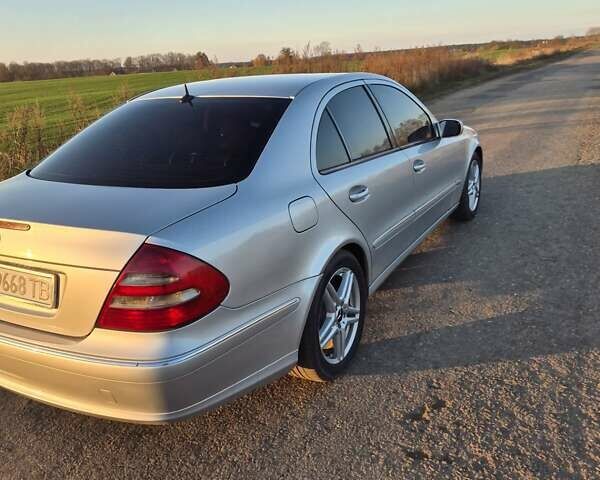 Серый Мерседес Е-Класс, объемом двигателя 2.69 л и пробегом 370 тыс. км за 7500 $, фото 4 на Automoto.ua